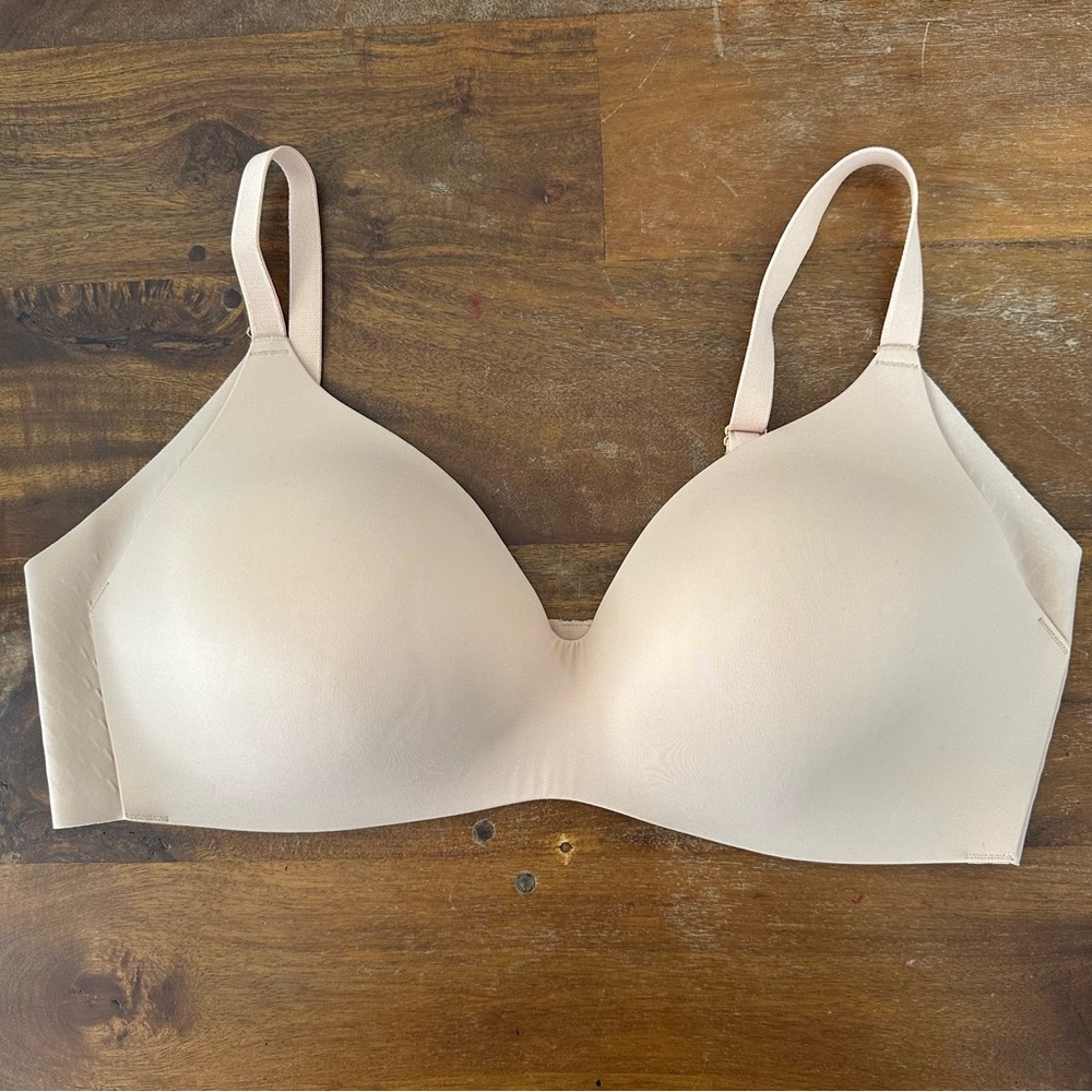 KNIX WingWoman Contour Wireless T-Shirt Bra Size 5 Warm sand